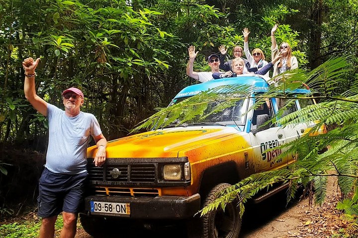 Cabo Girão Sea Cliff and Mountains 4WD Experience - Image 2