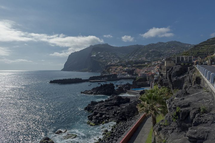 Câmara de Lobos (price per tukxi - up to 5 people) - Image 5