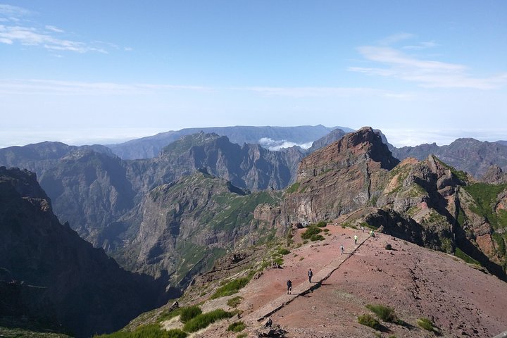 Cristo Rei & Arieiro Peak in 4x4 Half day Tour  - Image 5