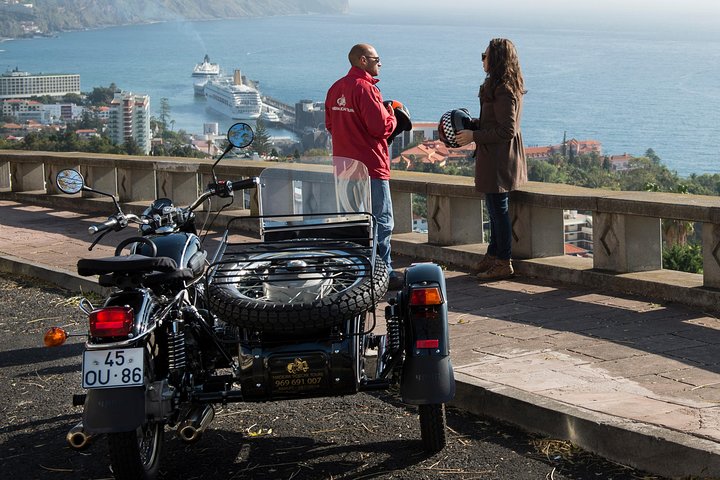 Funchal Downtown (Price per Sidecar - 1 or 2 passengers) - Image 1