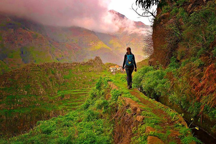 Marches To Vale Das Mimosas - Image 2