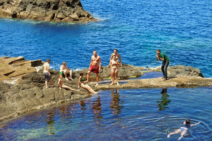 NorthWest Landscapes, UNESCO & volcanic pools 4x4 experience - Image 1