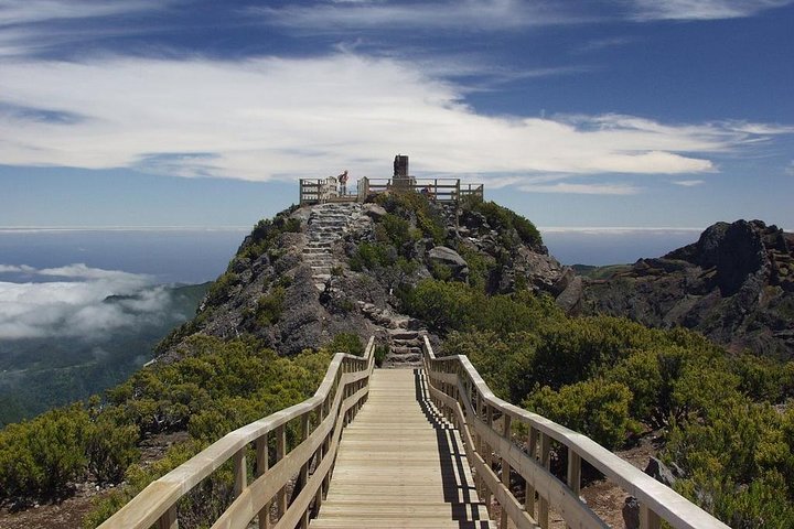 Pico Arieiro To Pico Ruivo / Highest Peak Challenge - Image 3