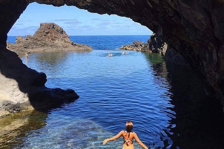 Porto Moniz Volcanic Pools and Skywalk Full Day Tour in Open Roof 4x4 - Image 2