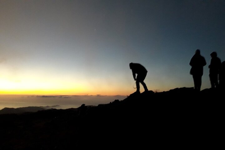 Private Sunrise Guided hike on Pico do Areeiro or other custom - Image 2