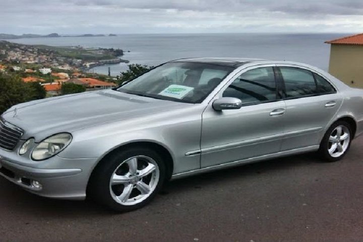 Private VipTours up to 4pax/8pax/19pax - Image 1