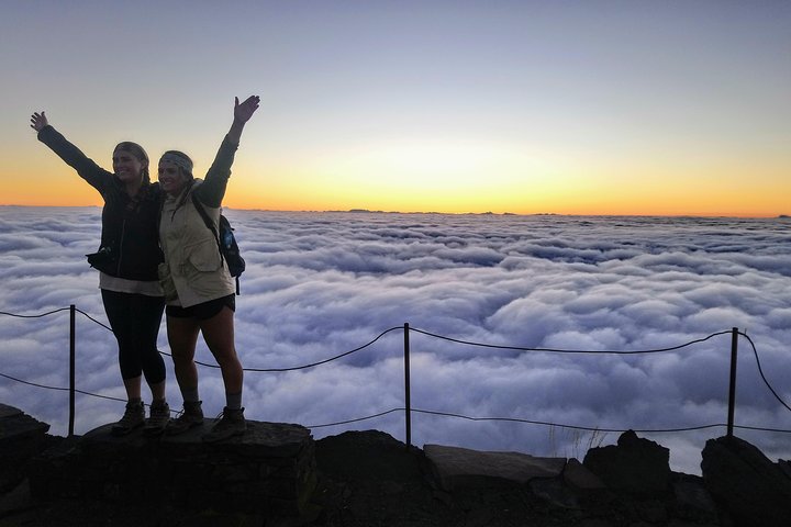 Sunrise Guided Hike PR1 Pico do Areeiro Pico Ruivo small group - Image 1