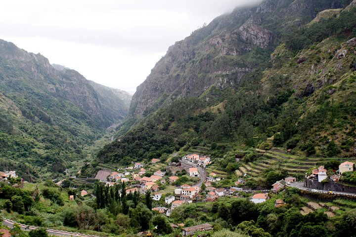 Vale da Serra d'Água (Half Day Walk) - Image 1