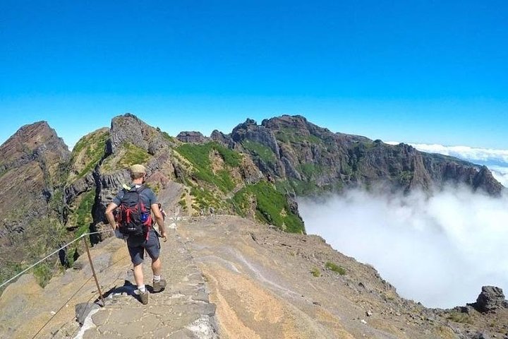 Walk / Hiking Pico Areeiro to Pico Ruivo - Image 2