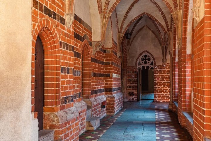 Full-Day Private Guided Tour to Stutthof Concentration Camp and Malbork Castle - Image 4