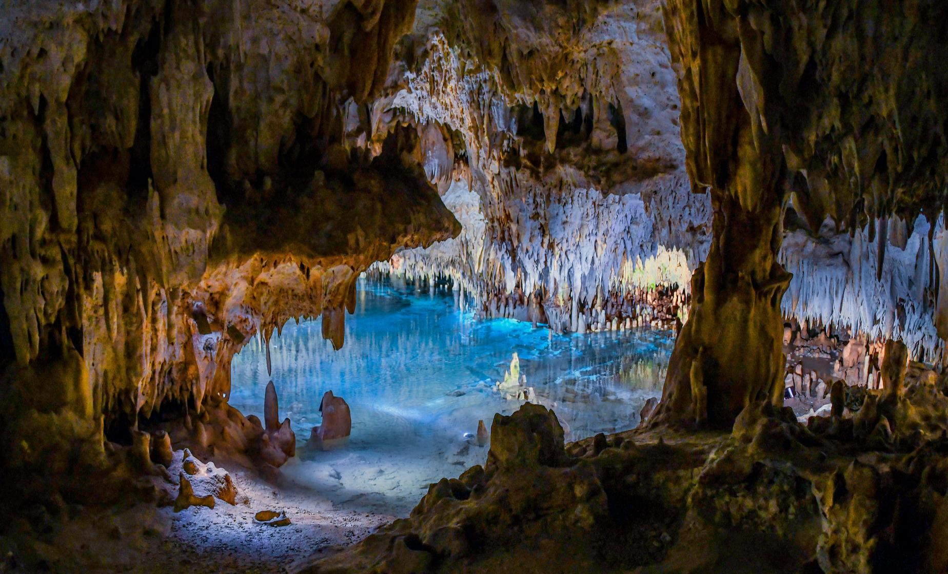 Crystal Caves Exploration - Image 1