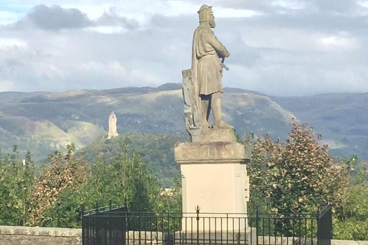 Bannockburn & Stirling Castle Private Tour from Greater Glasgow  - Image 5