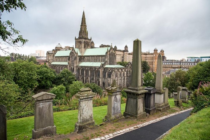 Discover Glasgow. Full day private tour in people carrier. - Image 3
