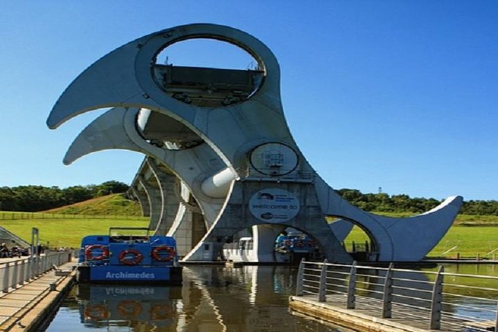 Kelpies and Falkirk Wheel Private Tour for 1 - 4 people from Greater Glasgow - Image 5