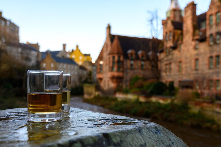 Private Stirling Castle, Lomond and Whisky Day Tour in Luxury MPV - Image 5