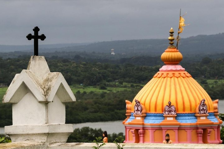 Divar island tour including ride on ferry & lunch (near Panaji) - Image 1
