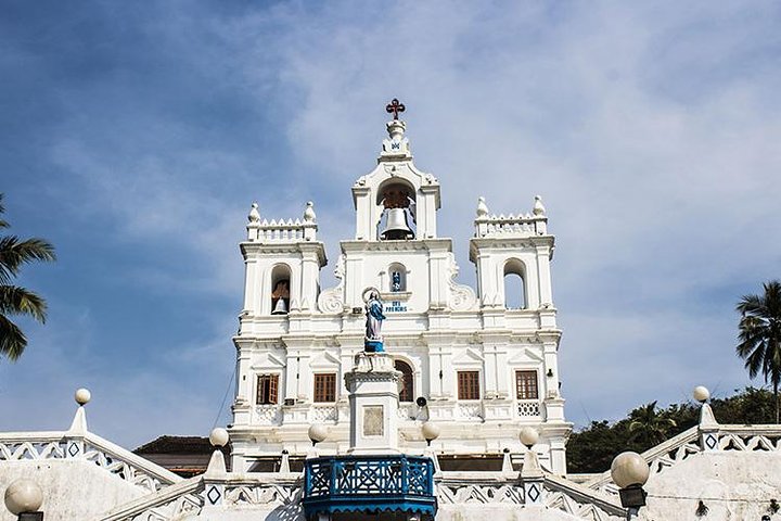Goa guided Tour - Pick up from Pier - Image 1