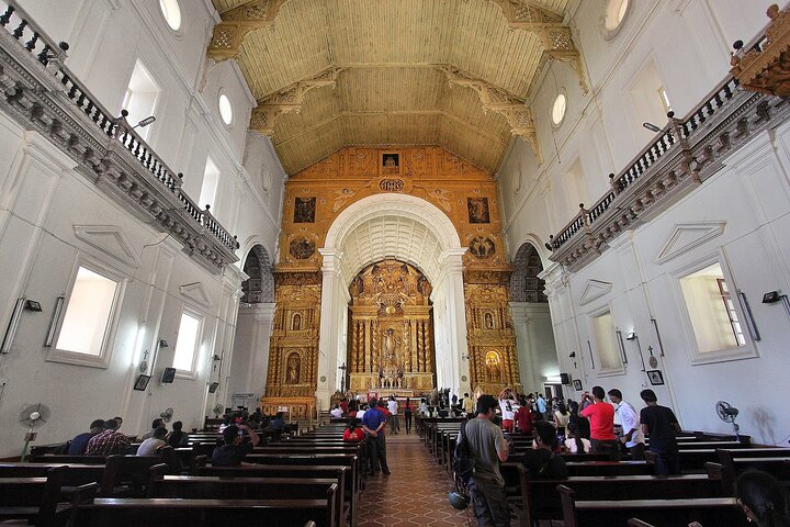 Half-Day Goa Highlights with Port Pick Up and Lunch - Image 4
