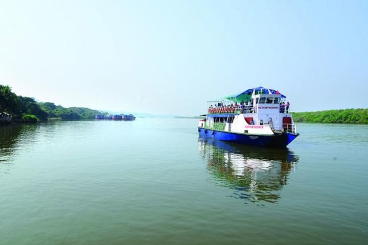 Private Custom Goa Shore Excursion Tour with guide - Image 2