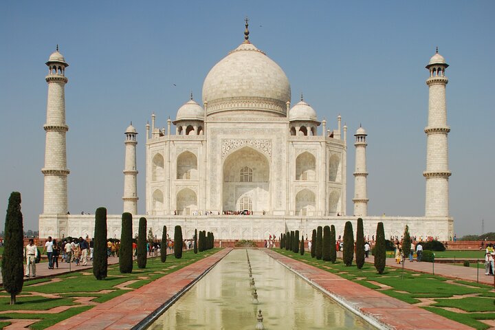 Taj Mahal Tour with Return Flights from GOA. - Image 1