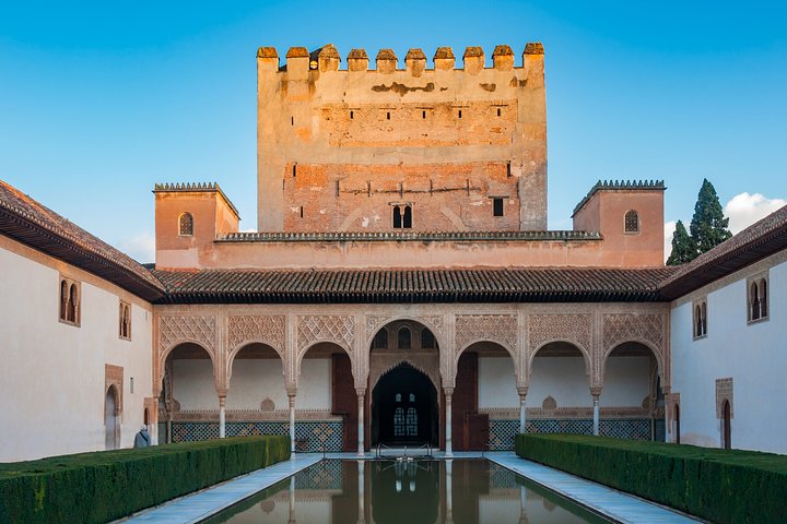 Private Shore Excursion to The Alhambra and Granada from Motril Cruise Port - Image 4