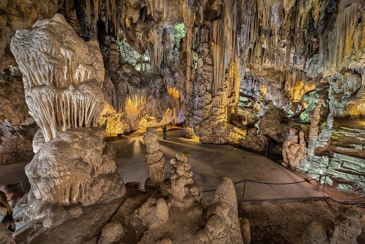 Private tour from Motril to Nerja and the Nerja caves for up to 8 persons - Image 2