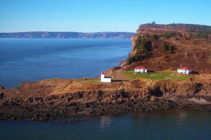 Bay of Fundy / Hall's Harbour - Image 1