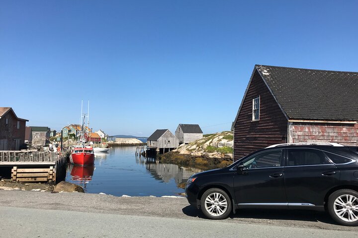 Private Tour in Halifax by a Luxury Vehicle with Informative Guide - Image 3