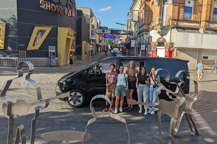 Hamburg for explorers, city tour in a first class van - Image 5