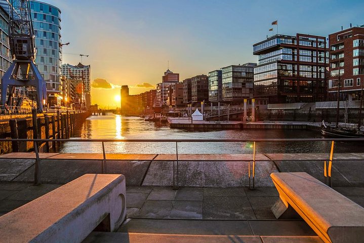 Speicherstadt and HafenCity Tour of Hamburg with German speaking guide - Image 3