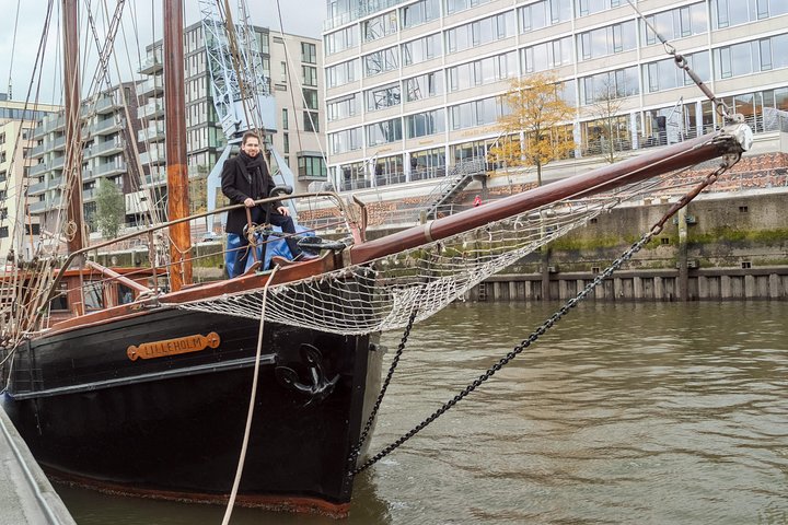 Speicherstadt and HafenCity Tour of Hamburg with German speaking guide - Image 5