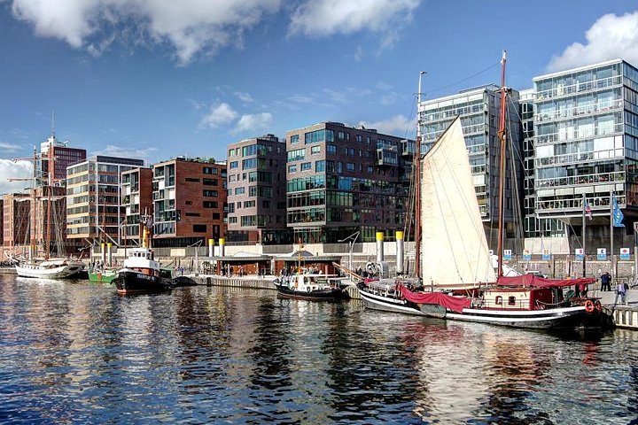 Speicherstadt & HafenCity Erlebnistour - Image 4