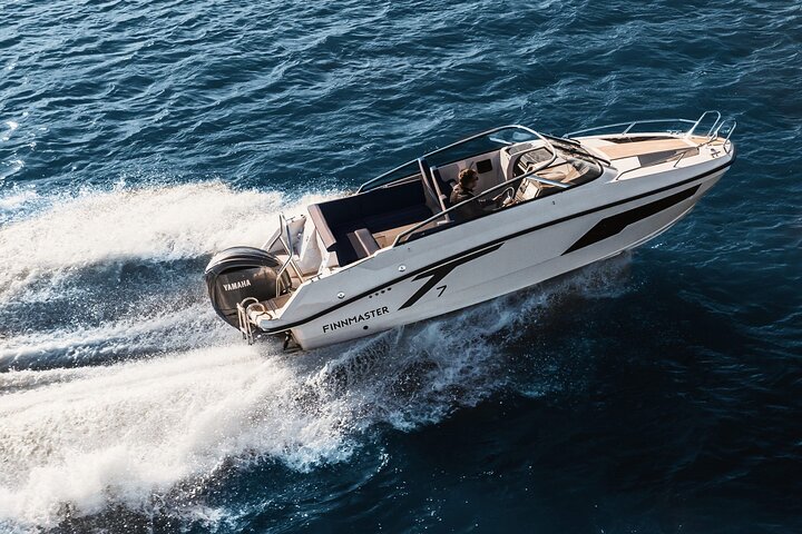 2-Hours Private Modern Boat Tour in Helsinki Archipelago - Image 1