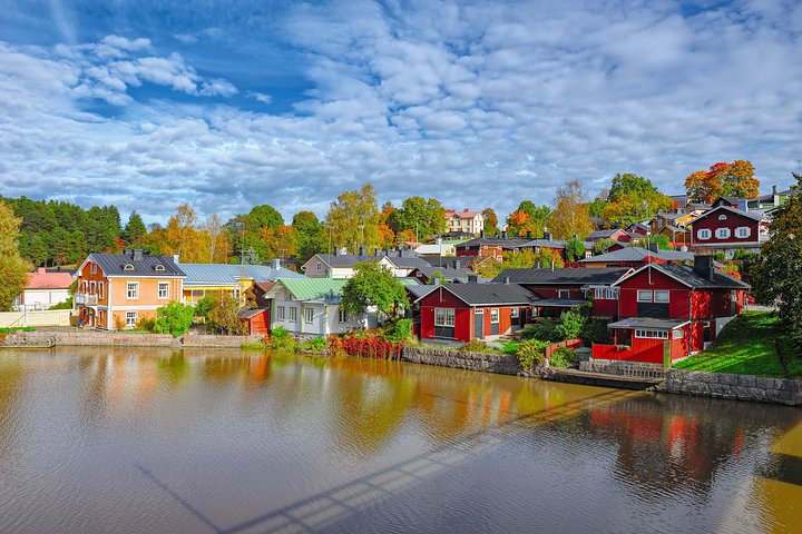 Helsinki and Medieval Porvoo Private Day Tour - Image 1