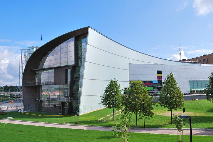 Helsinki Highlights and Kiasma Museum Private Tour - Image 1