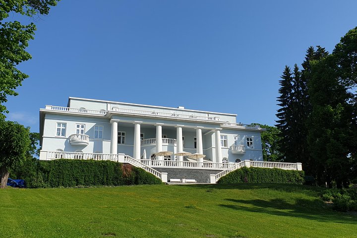 Helsinki private city tour and Porvoo old town by Luxury car - Image 3