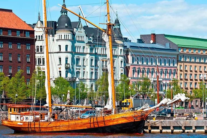 Helsinki Private City Tour + Suomenlinna Fortress by VIP car and Ferry - Image 1