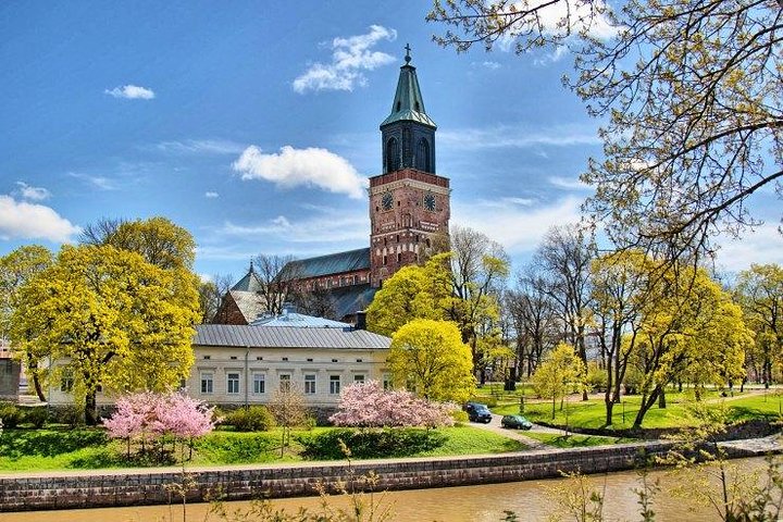 Helsinki Private Tour to Turku by VIP car and Personal Guide - Image 2