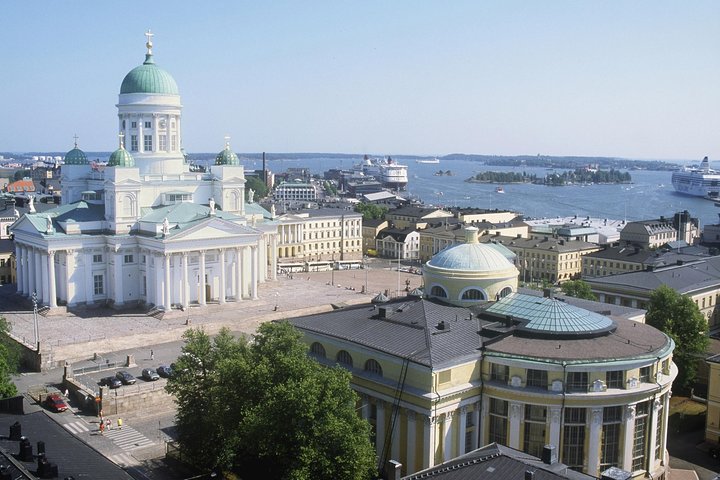 Helsinki Private Tour with guide by VIP car  - Image 1