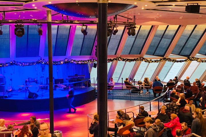Luxury Day Trip to Tallinn with superior cabin VIP guide and lavish buffet - Image 1