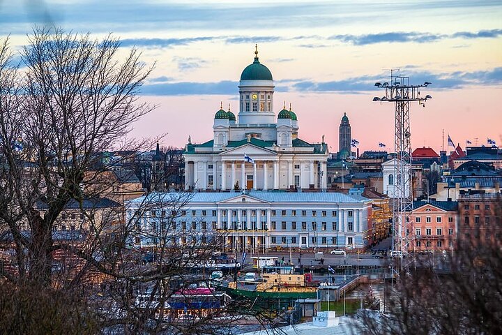 Private city tour of Helsinki with driver and guide - Hotel or cruise pick up - Image 1