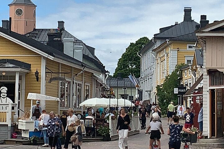 Private Helsinki Highlights and Medieval Porvoo Tour - Image 3