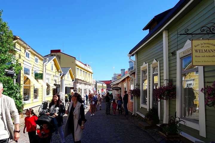 Private National Park and Porvoo Old Town tour from Helsinki - Image 2