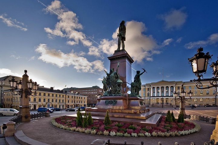 Private Shore Excursion: Helsinki Walking Tour - Image 5