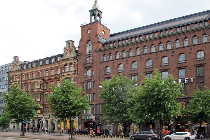 Private Shore Excursion: Sightseeing of Helsinki - Image 3