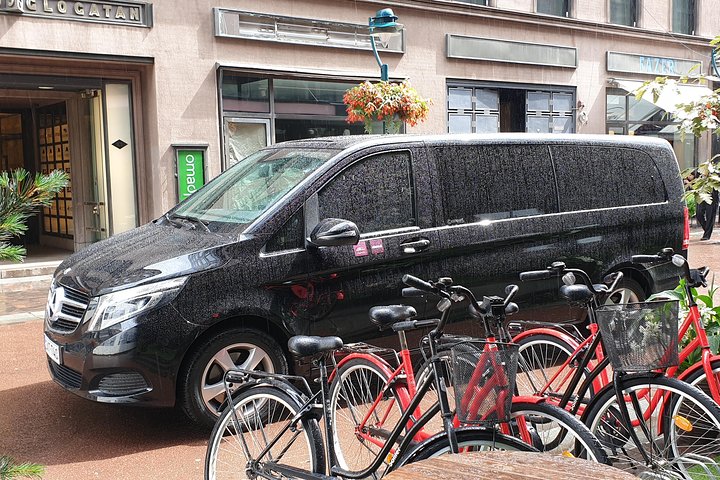 Private sightseeing tour around Helsinki by VIP car for 1-6 pax. - Image 3