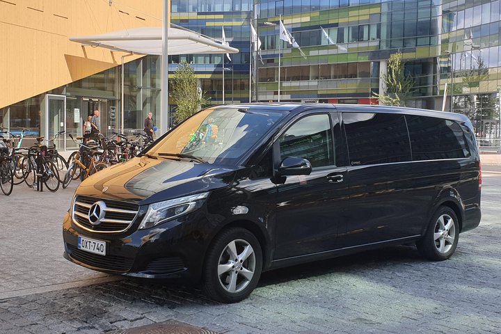 Private sightseeing tour in Helsinki by VIP car 3 hours - Image 1