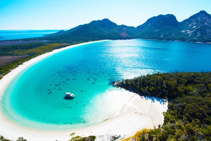 Wineglass Bay Day Tour Private Charter Service - Image 4