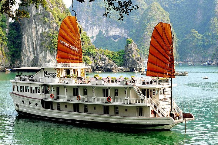 2-Day Halong Bay Overnight - Majestic Superior Cruise - Image 3