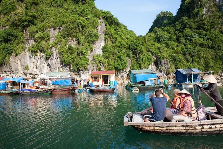 2-Day Spectacular Halong Bay Cruise from Hanoi - Image 5